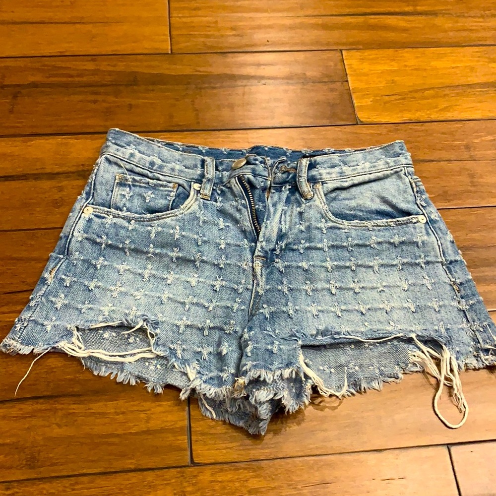 BLANK NYC Faded Denim Short Size 24